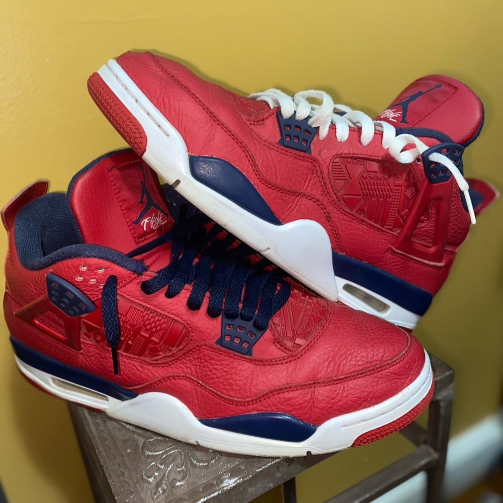 Jordan 4 FIBA